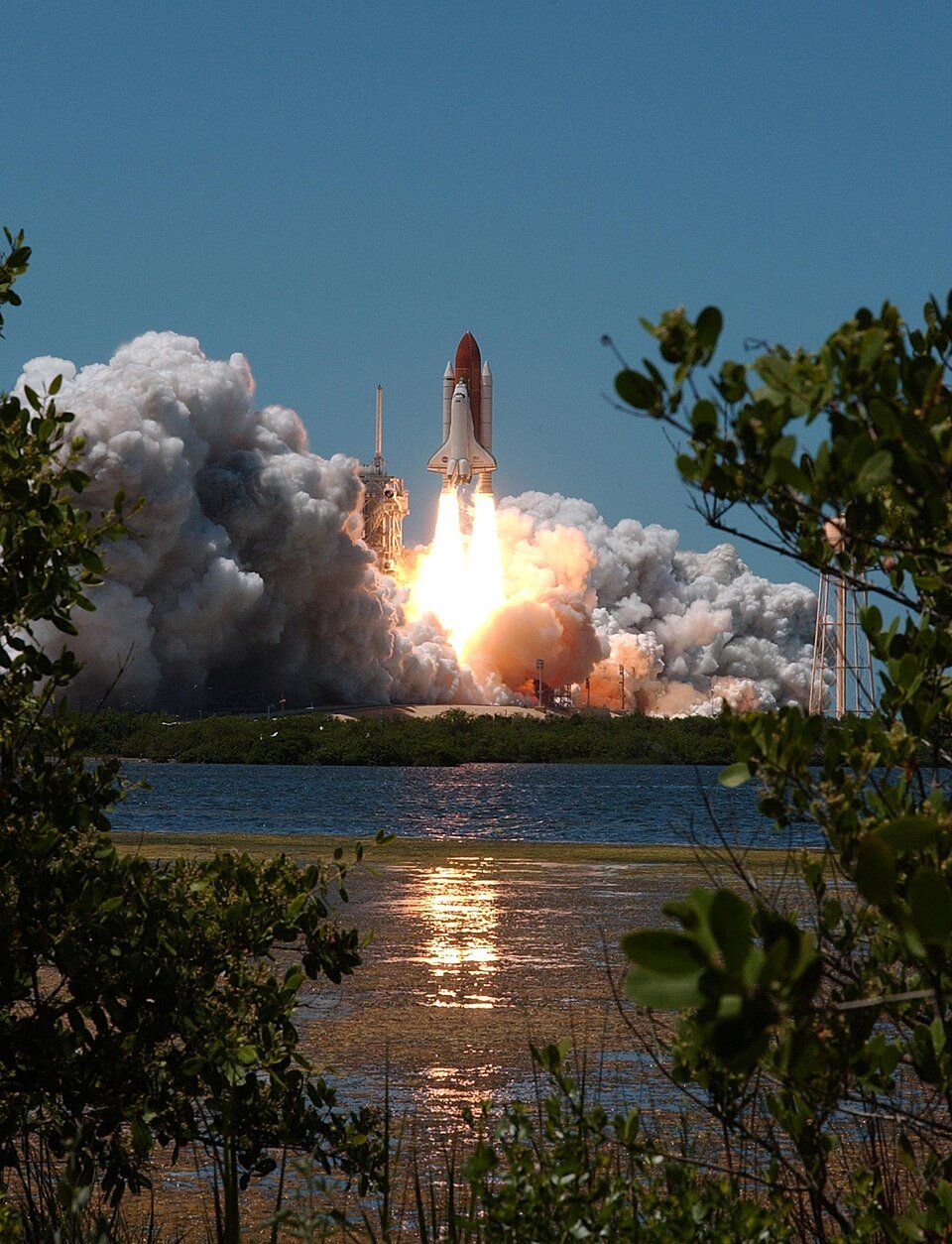 STS-121 launch operations photography