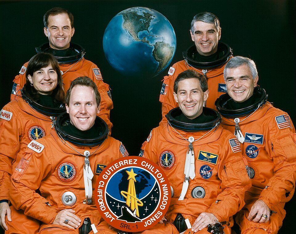 STS-59 launch operations photography