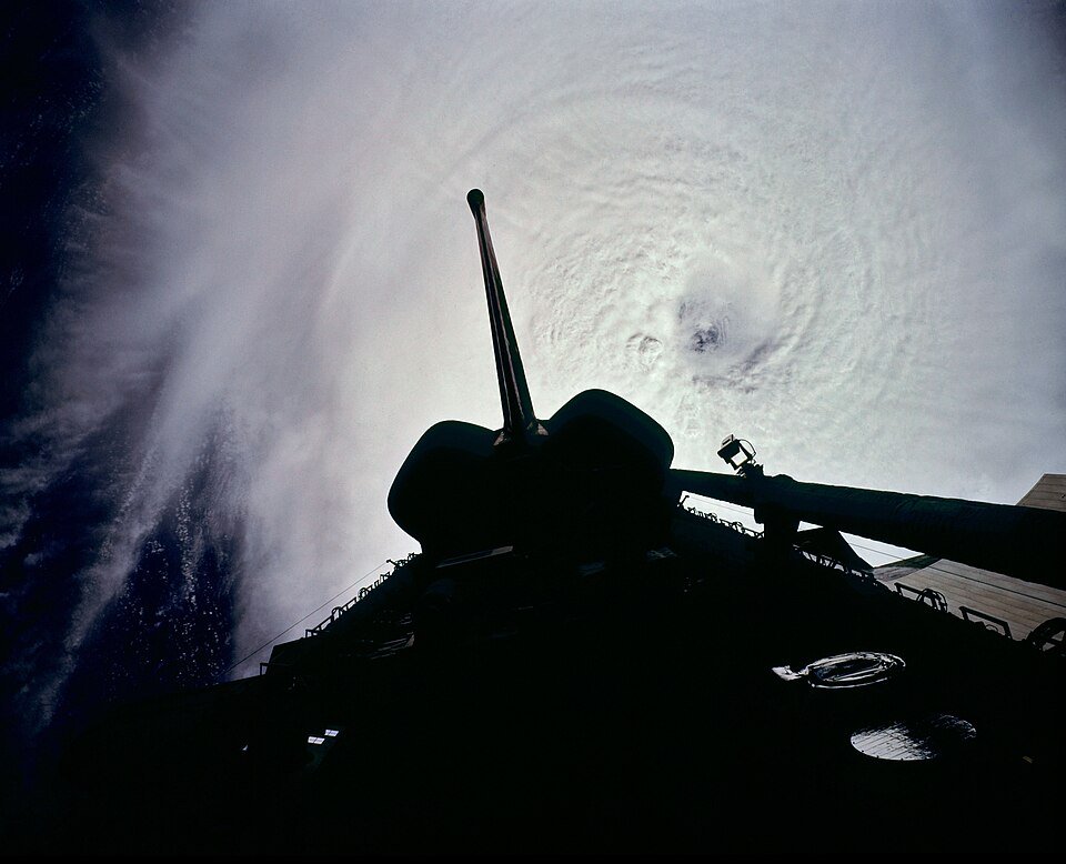STS-62 launch operations photography