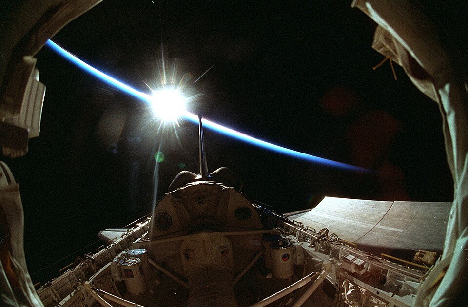 STS-90 launch operations photography