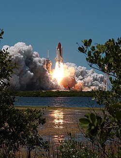 STS-121 mission operations